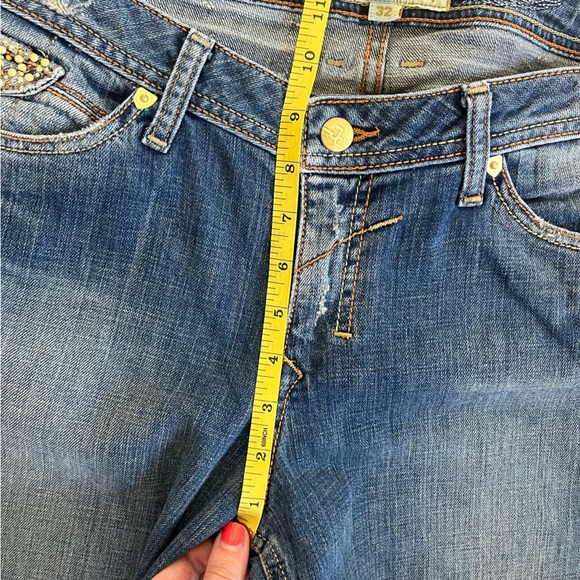 J & Company Midrise Embellished Jeans Size 32 - Picture 6 of 10